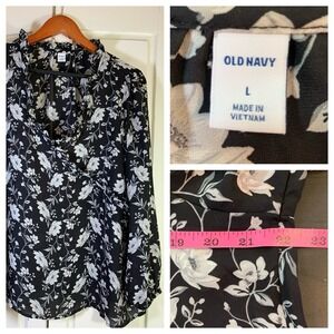 Old Navy Faux Wrap Shirt Womens‎ Large Floral Lightweight Office Church